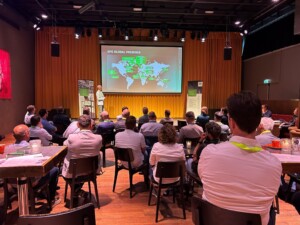 Successful knowledge event with tour in warehouse of My Jewellery